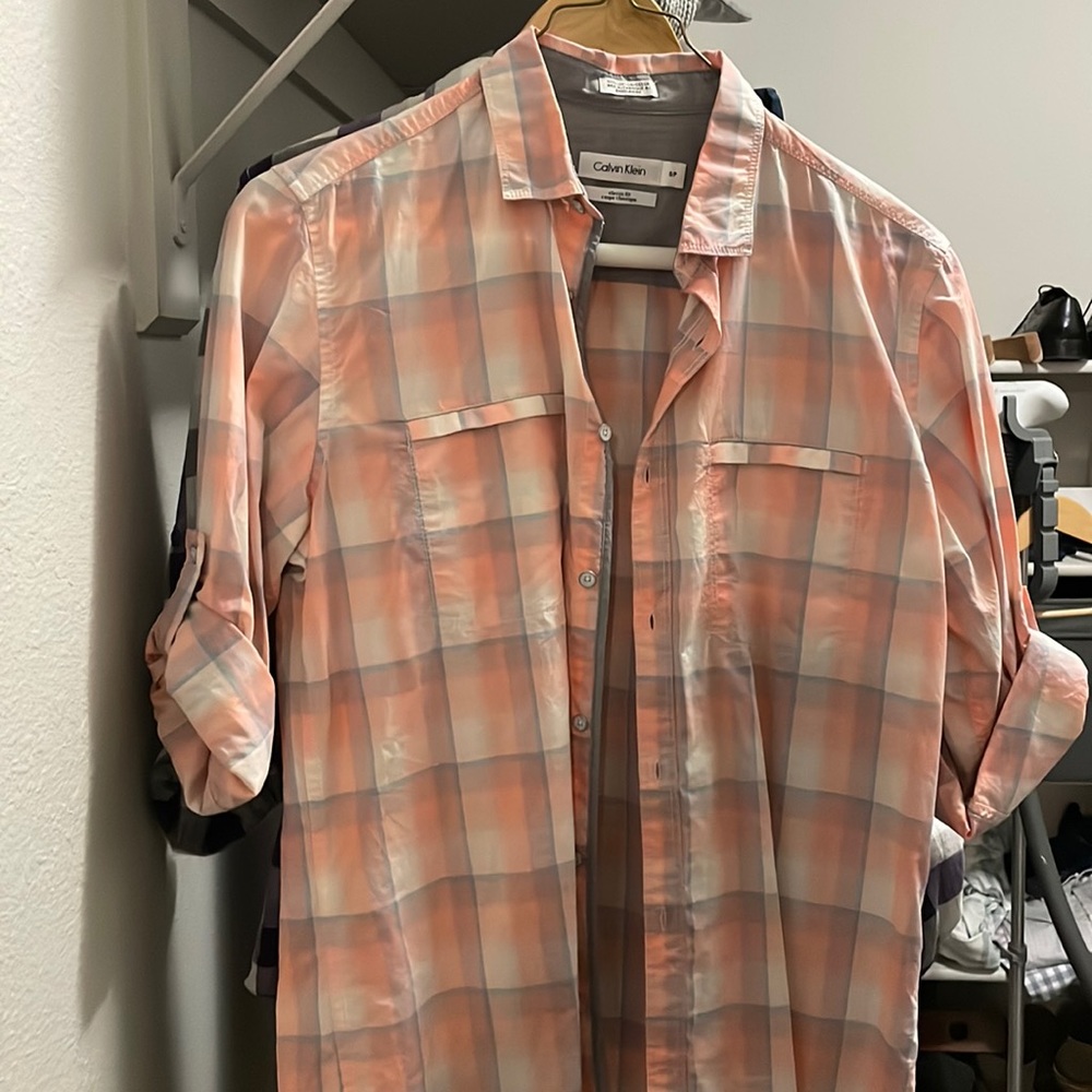 Calvin Klein button up casual dress shirt